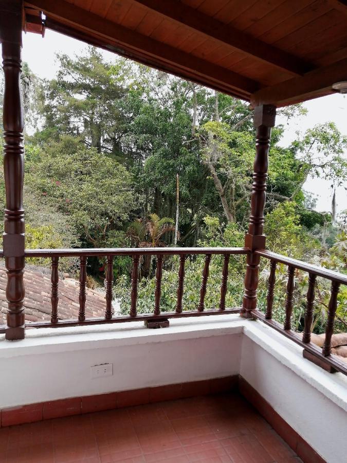 Eco Hostal Casa La Juana Bed and Breakfast Medellín Esterno foto